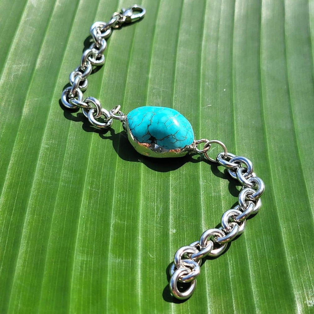 Vintage Silver Tone Turquoise Stone Link Bracelet  Blue Chunky Rolo